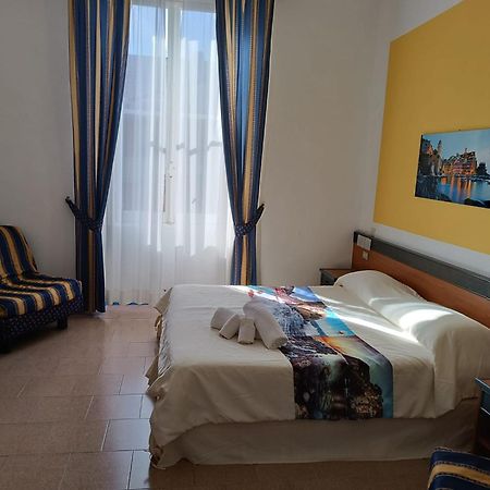 Eden Hotel дева Марина Экстерьер фото